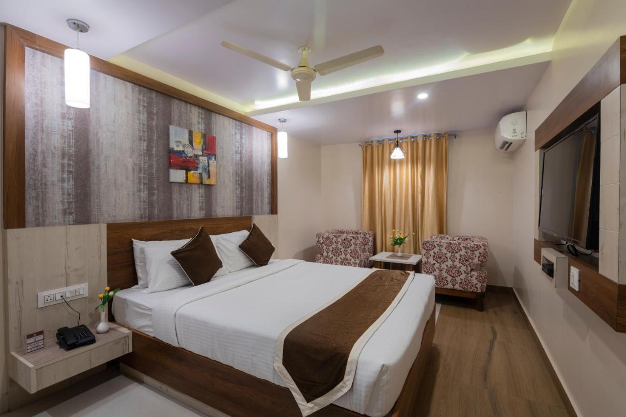 Hotel Monarch International Bengaluru Zewnętrze zdjęcie