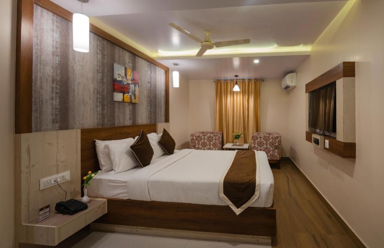Hotel Monarch International Bengaluru Zewnętrze zdjęcie