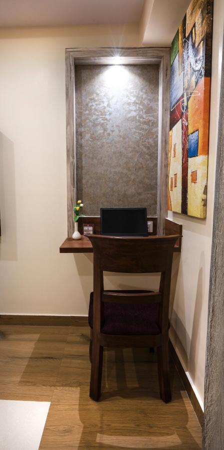 Hotel Monarch International Bengaluru Zewnętrze zdjęcie