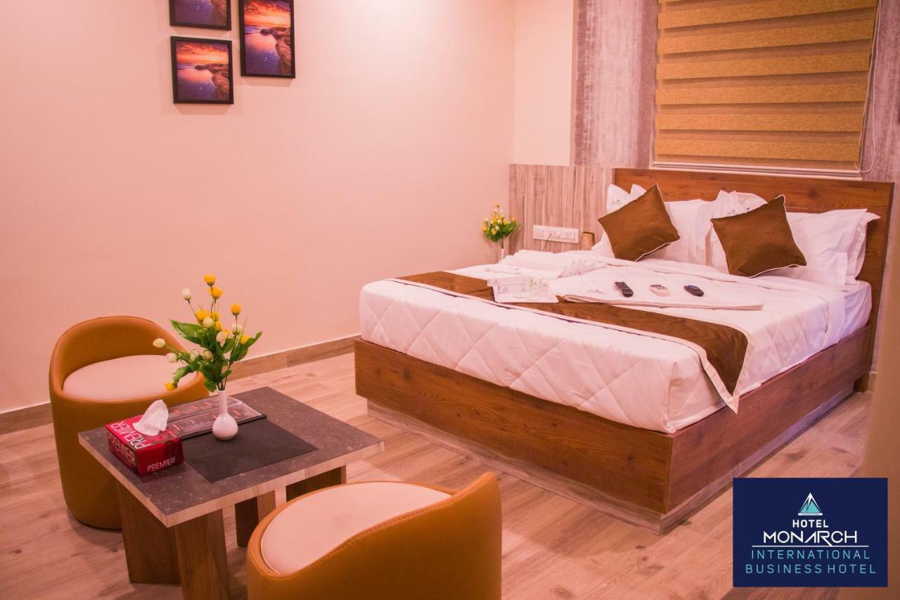Hotel Monarch International Bengaluru Zewnętrze zdjęcie