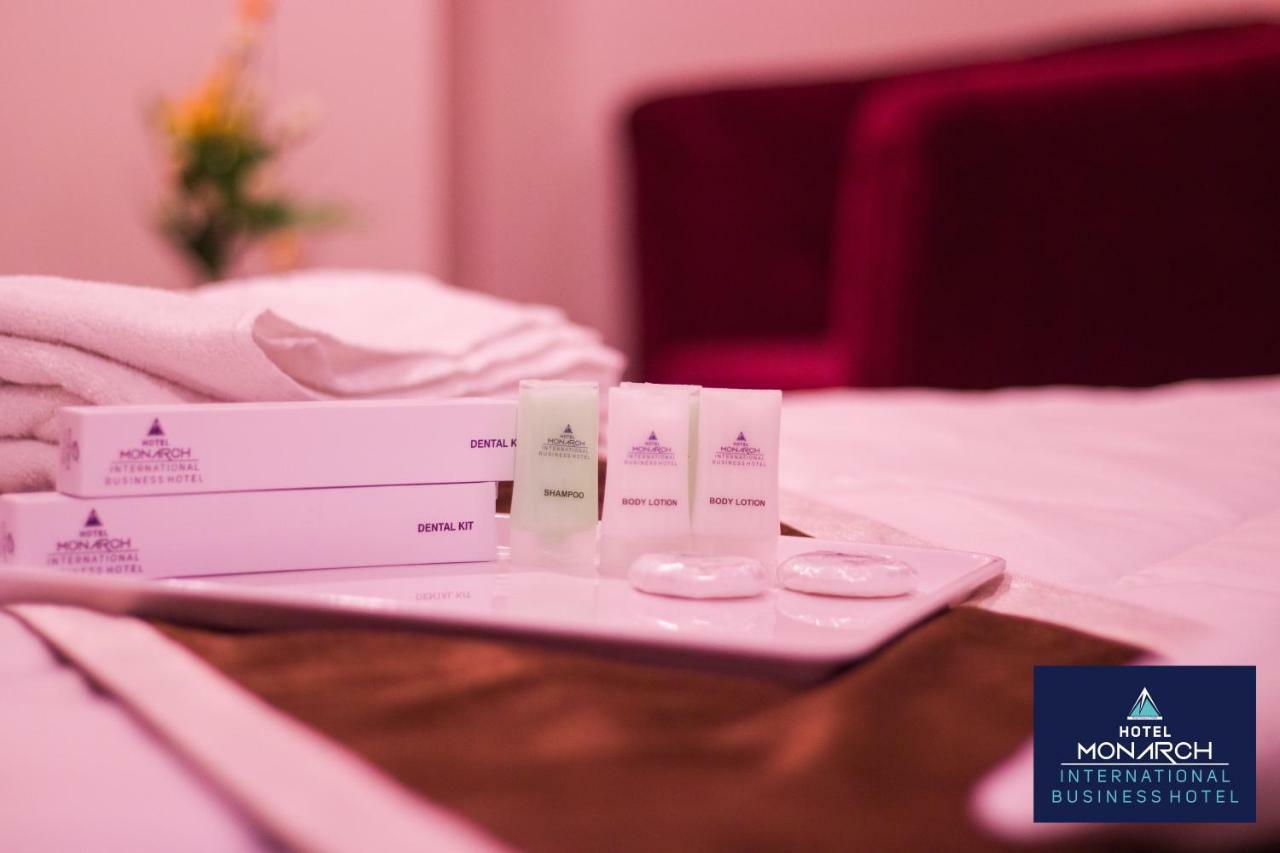 Hotel Monarch International Bengaluru Zewnętrze zdjęcie