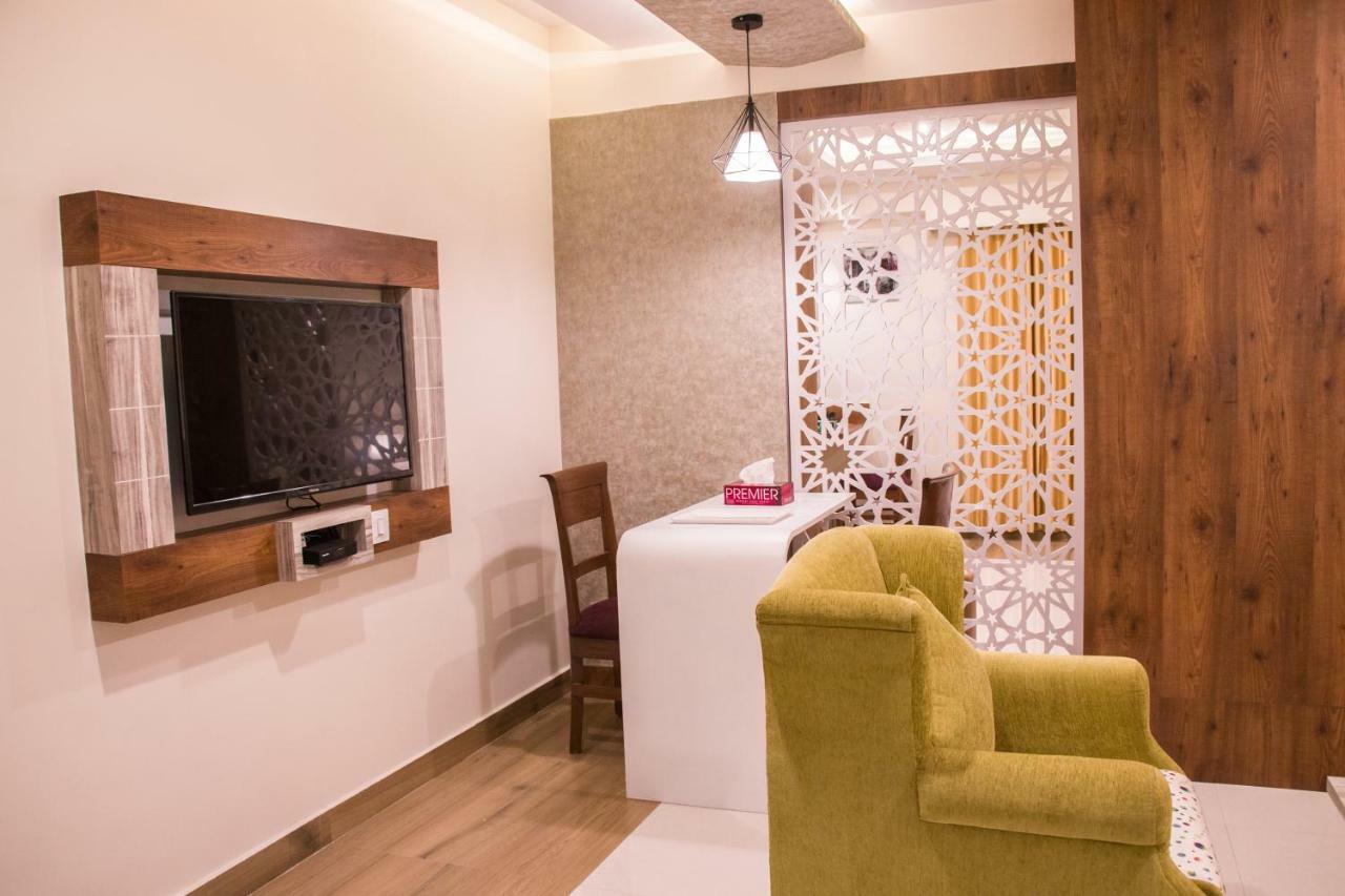 Hotel Monarch International Bengaluru Zewnętrze zdjęcie
